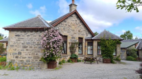 Skye Cottage, Meadowside House, near Kingussie